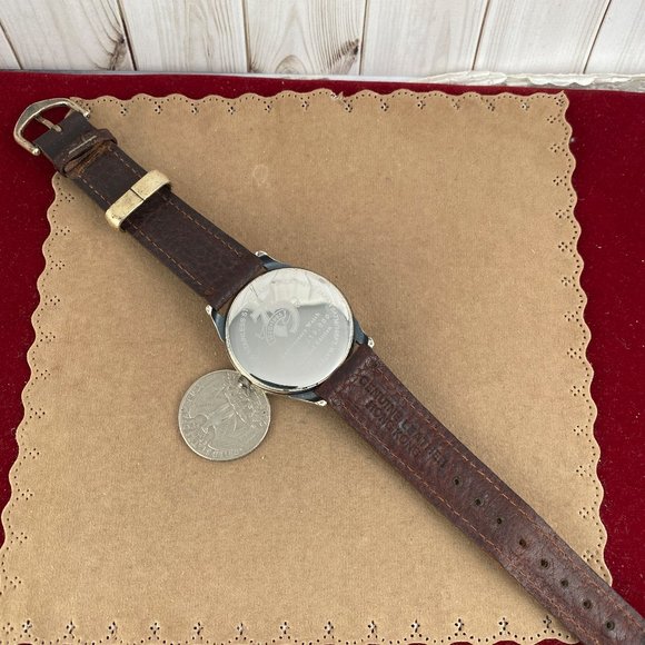 Eddie Bauer Limited Edition 75Th Anniversary Silver 3D Duck Watch - Picture 9 of 9